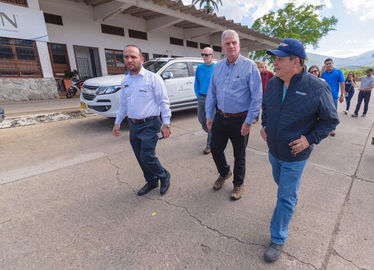 Franklin Graham and Samaritan's Purse Vice President Kenny Isaacs met with immigration officials and visited the area where our projects are underway.