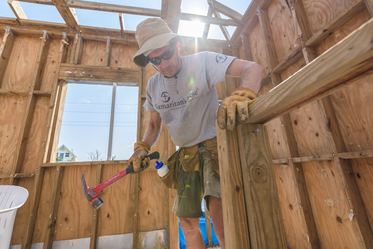 Dave Yurek volunteers his time to assist homeowners on Elbow Cay.