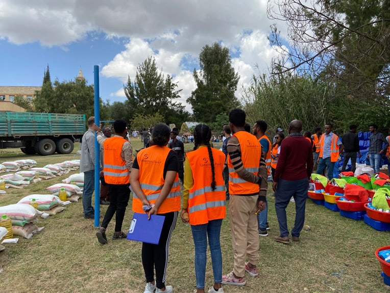 >Our teams prepare for distributions to displaced people in the Tigray region.