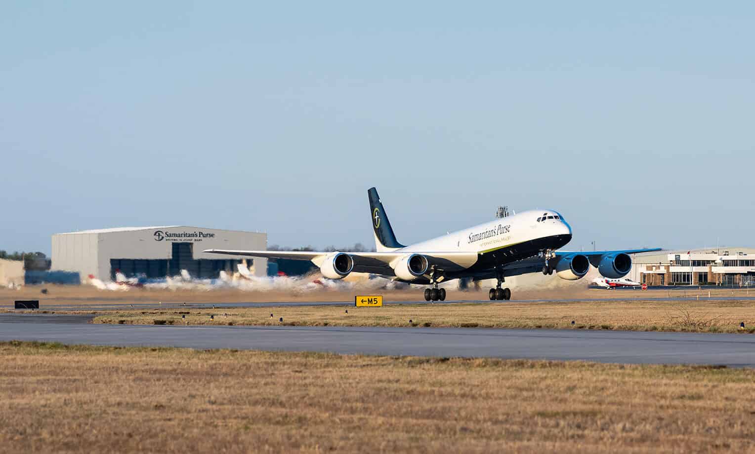 The Samaritan's Purse DC-8 takes off from Greensboro carrying the Emergency Field Hospital bound for Ukraine.