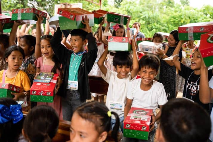 Children in the Philippines learn of God’s amazing love for them through shoebox gifts.