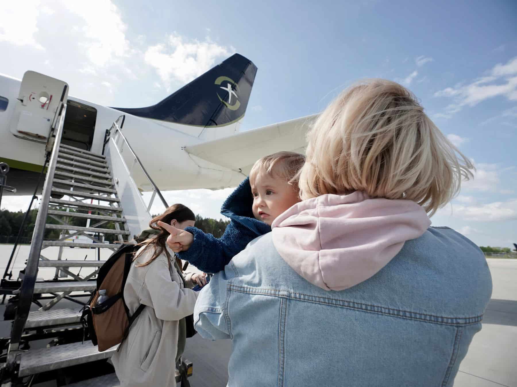 The Samaritan’s Purse DC-8 aircraft brought Ukrainian refugees from Katowice, Poland to Toronto, Ontario. From May to July, the plane undertook 10 flights, carrying 264 people to safety.