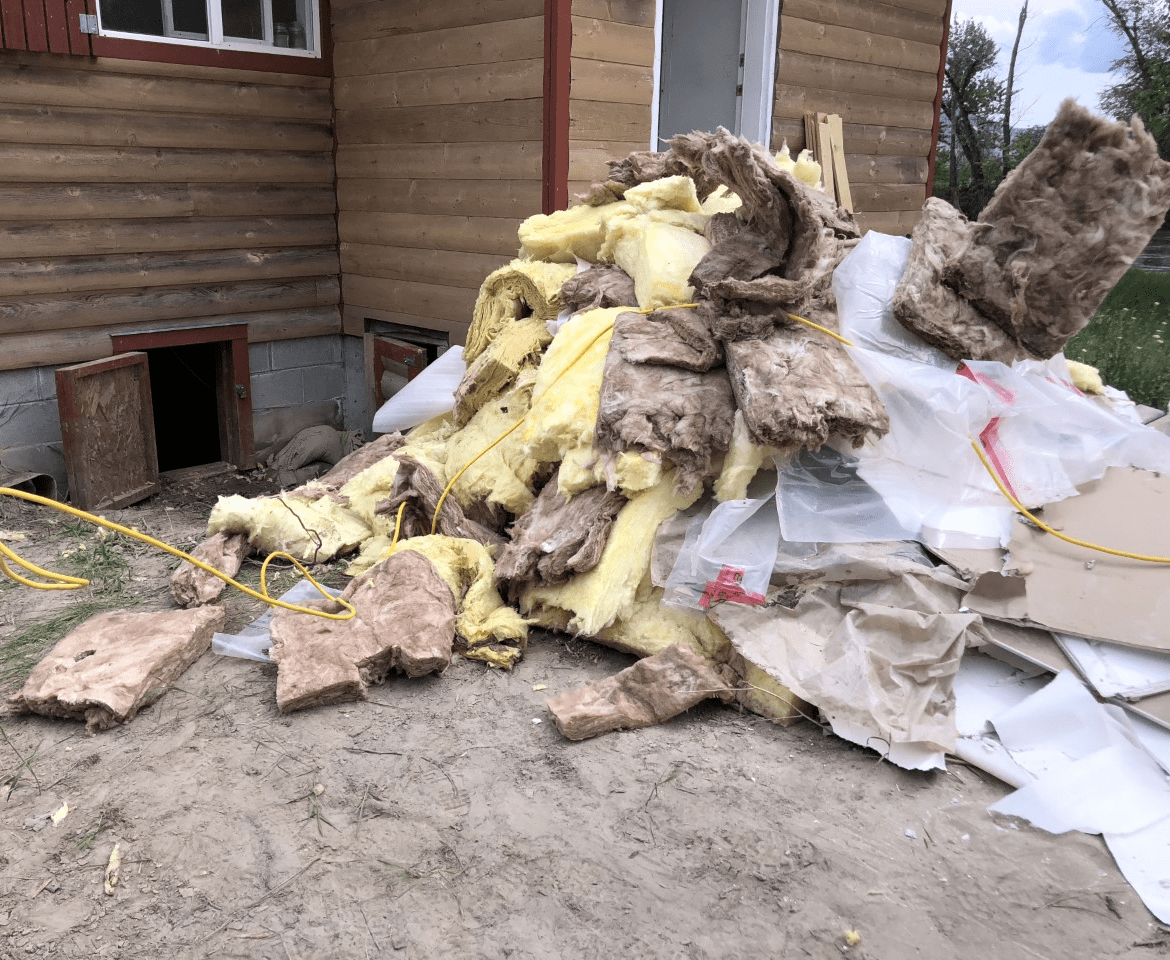 Samaritan's Purse volunteers helped “mud out” waterlogged homes, remove damaged possessions, and strip away soaked drywall, insulation, and flooring, all at no charge to grateful homeowners.