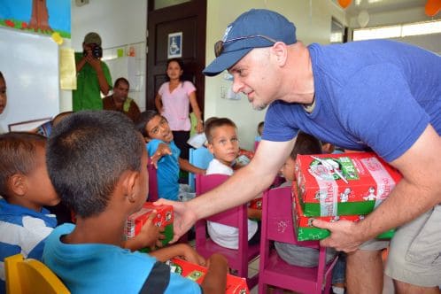 Canadian pastor distributes shoeboxes 